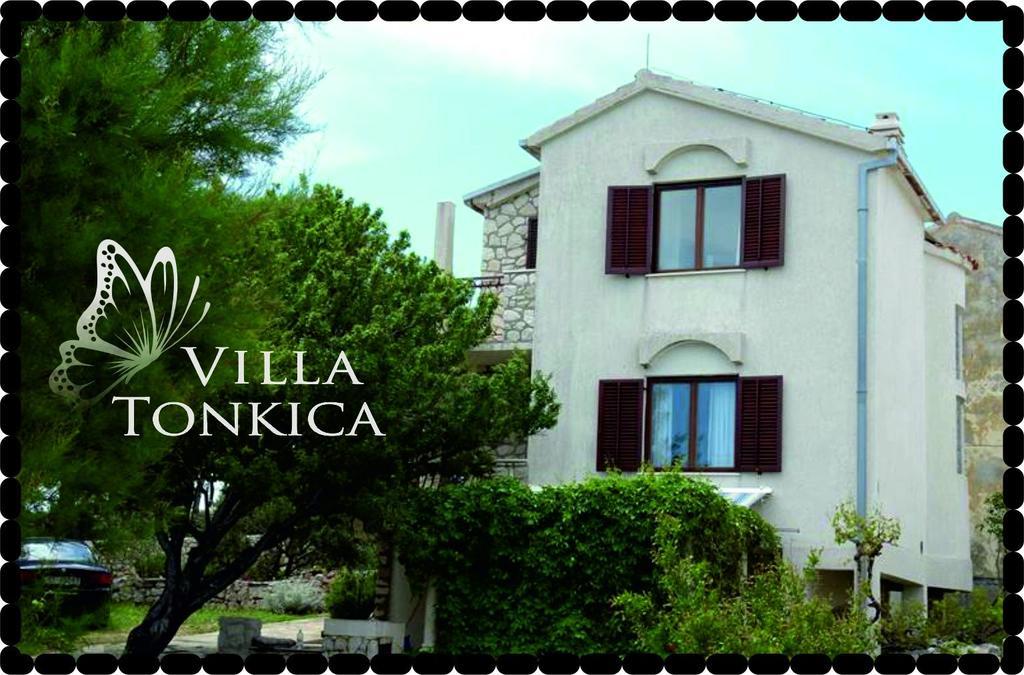 Butterfly Holiday Home Tonkica Бетина Екстериор снимка